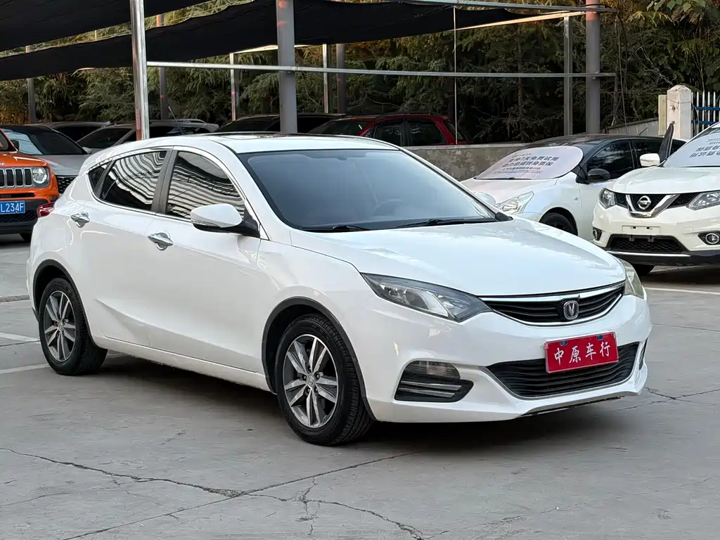 Changan Eado XT — миниатюра 3