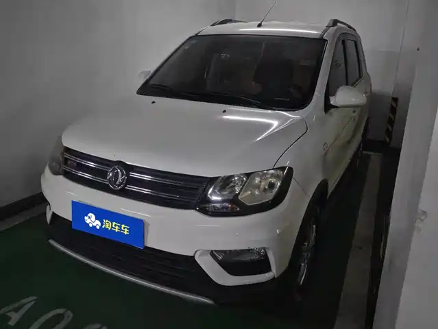 Dongfeng Fengon Fengon 370