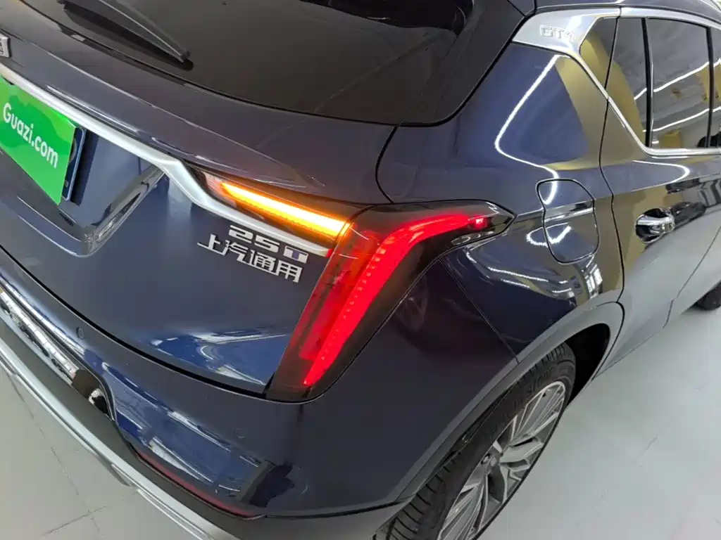 Cadillac GT4 — миниатюра 8