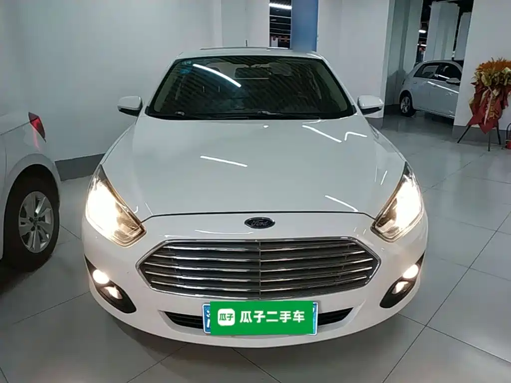 Ford Escort — миниатюра 3