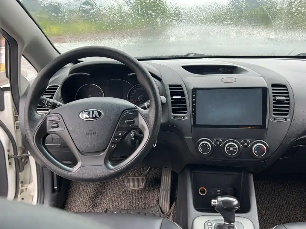 Kia K3 — миниатюра 11