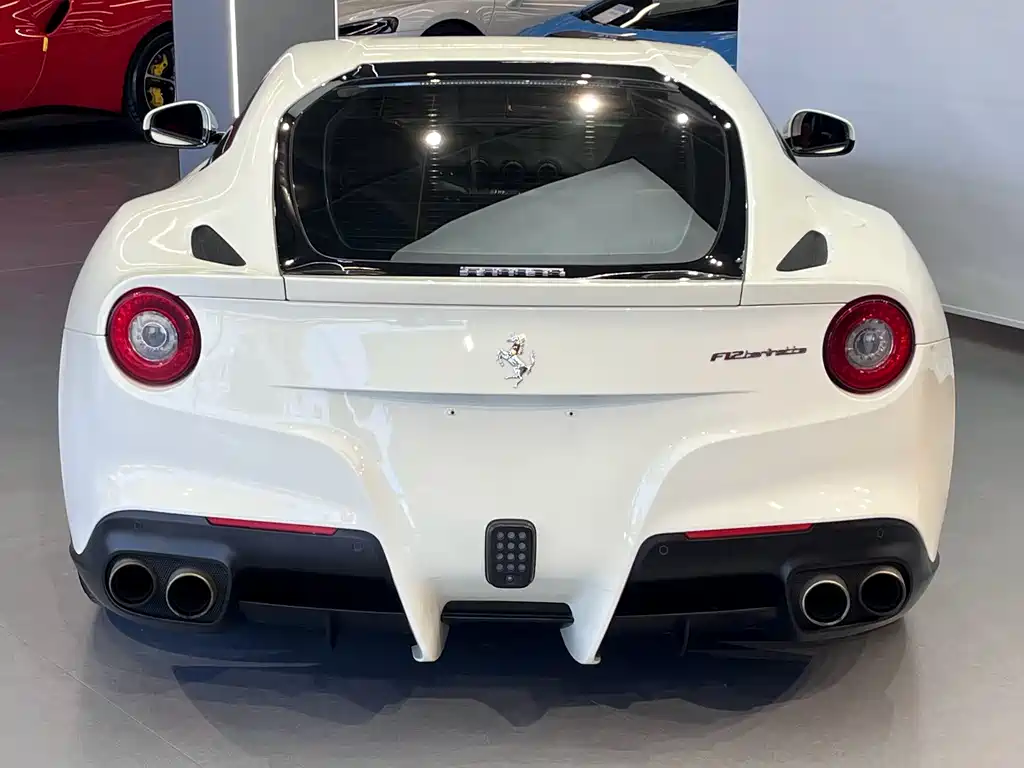 Ferrari F12berlinetta 2013 6.3L