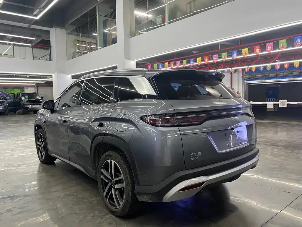 BYD L DM-i — миниатюра 4