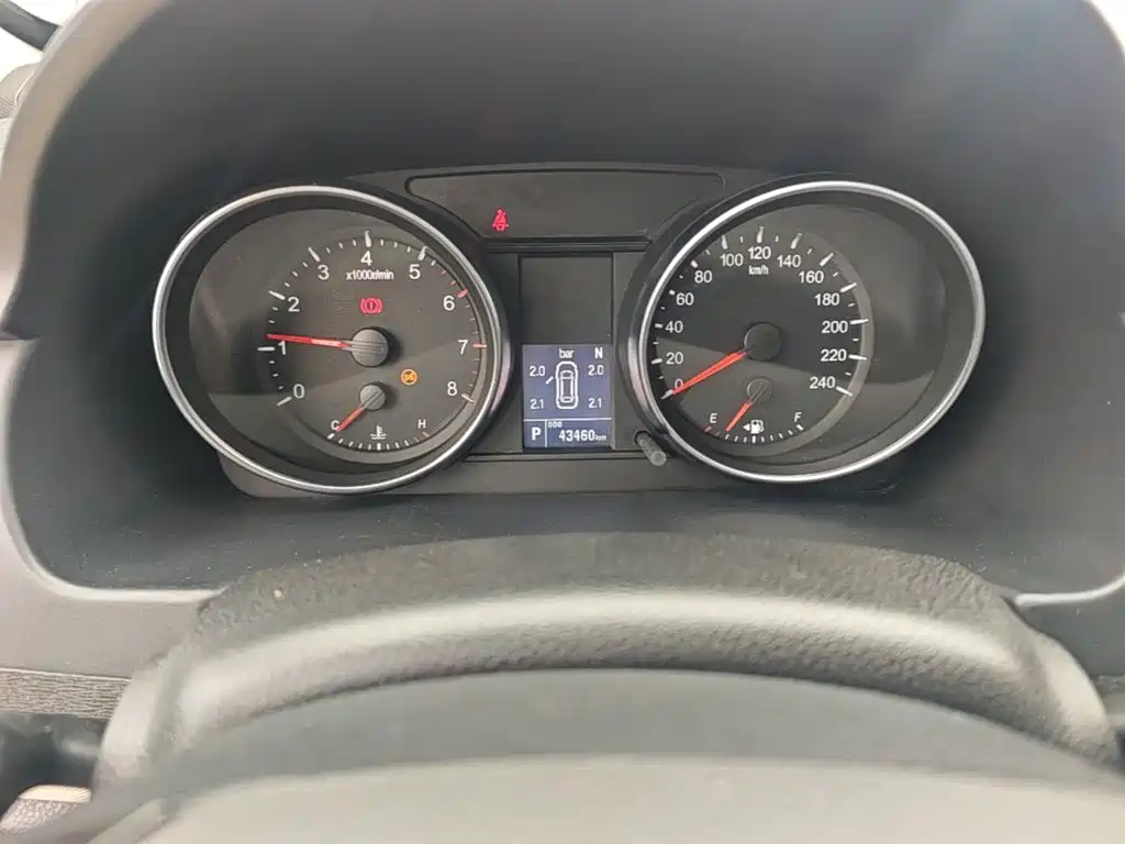 Haval M6 — миниатюра 12