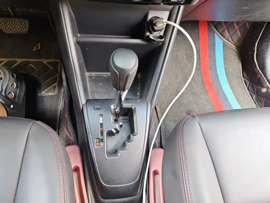 Toyota Yaris L — миниатюра 7
