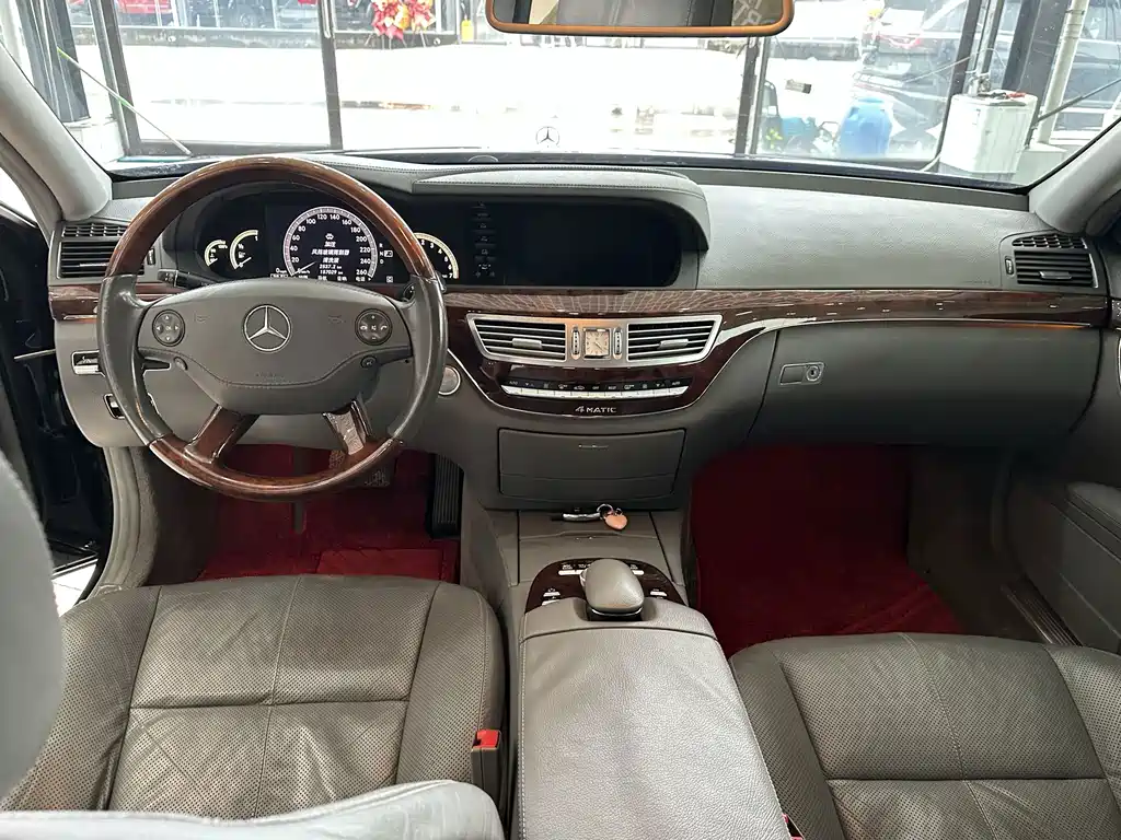 Mercedes-Benz S-Class — миниатюра 8