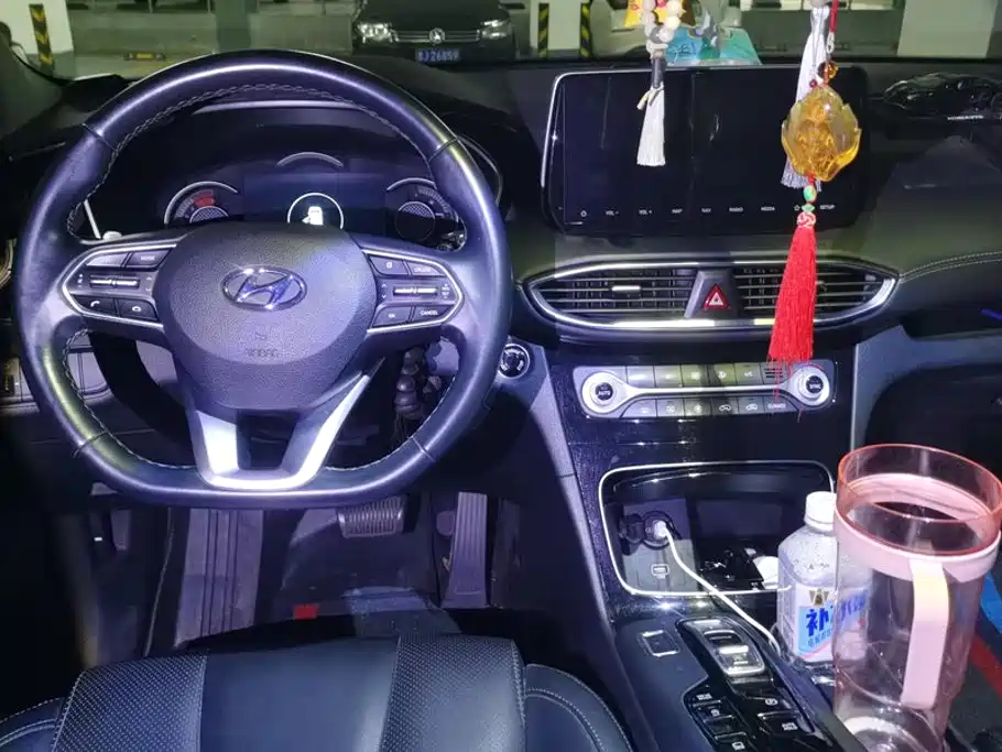 Hyundai Santa Fe — миниатюра 12