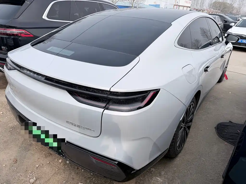 GEELY GALAXY GALAXY SPARKLE 8