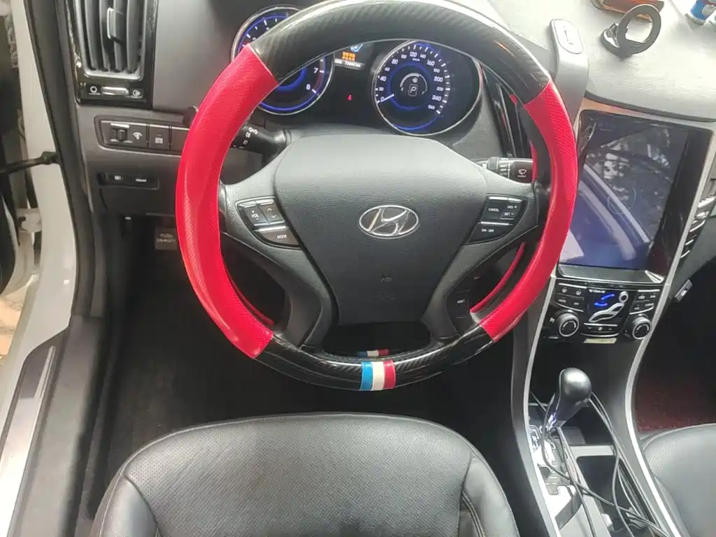Hyundai Sonata — миниатюра 3