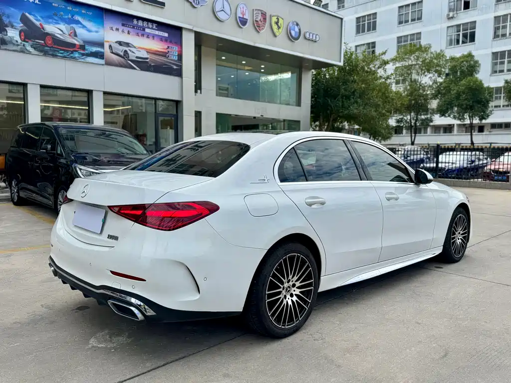 MERCEDES-BENZ C CLASS