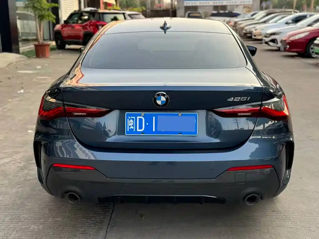 BMW 4 SERIES