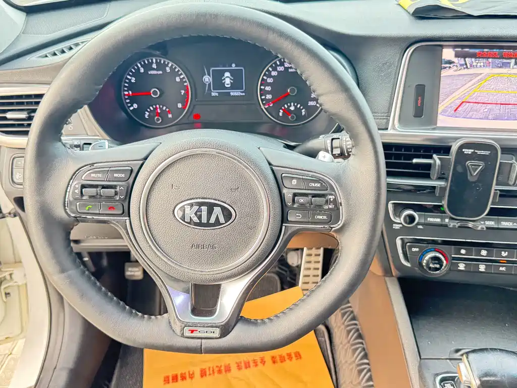 Kia K5 — миниатюра 14
