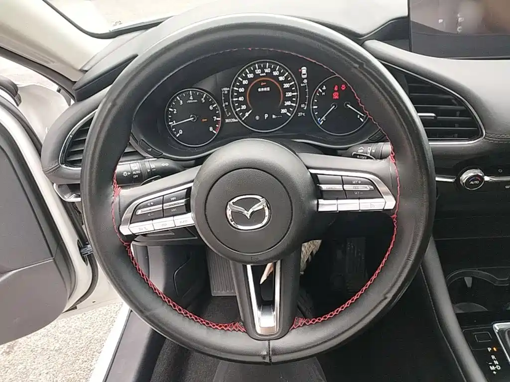 Mazda 3 Axela — миниатюра 11