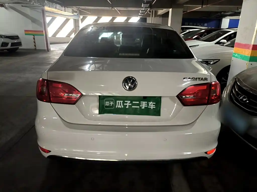 Volkswagen Sagitar — миниатюра 6