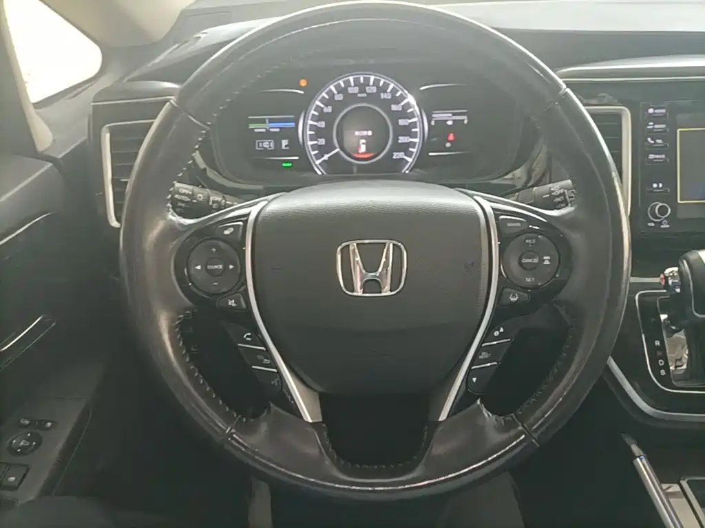 Honda Elysion — миниатюра 11