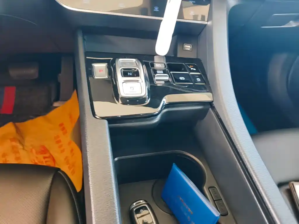 Hyundai Sonata — миниатюра 14
