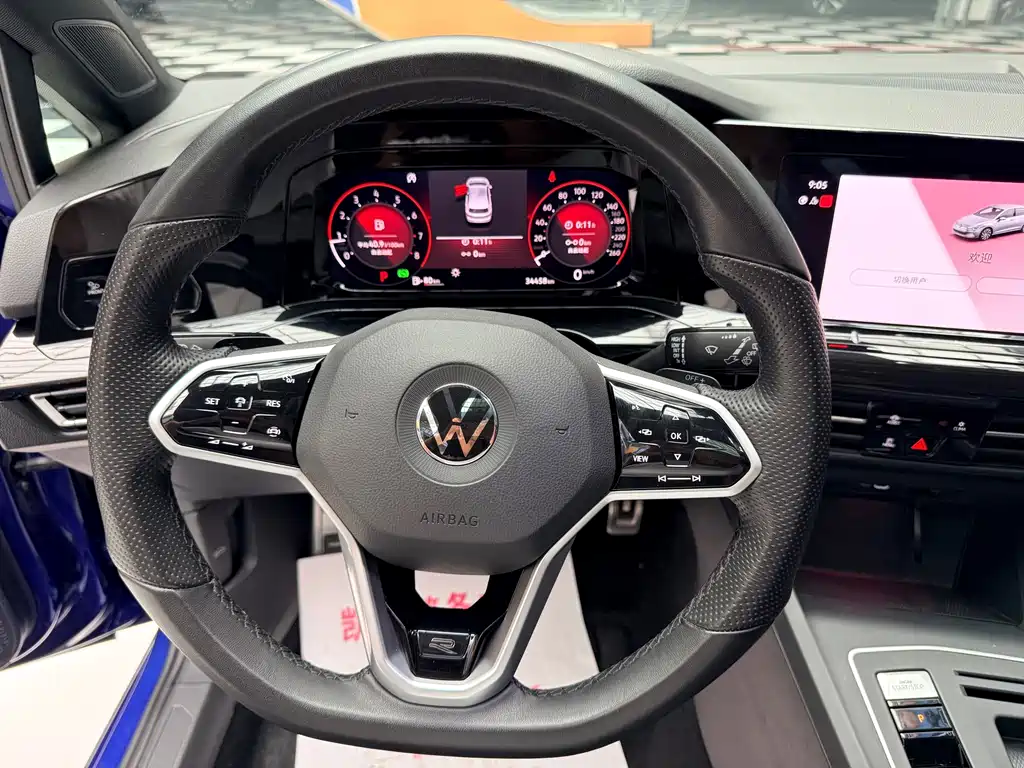 Volkswagen Golf — миниатюра 11