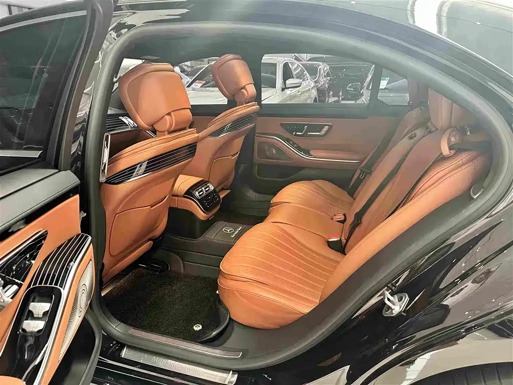 Mercedes-Benz S-Class — миниатюра 14