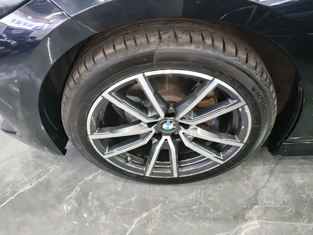 BMW 3 Series — миниатюра 23