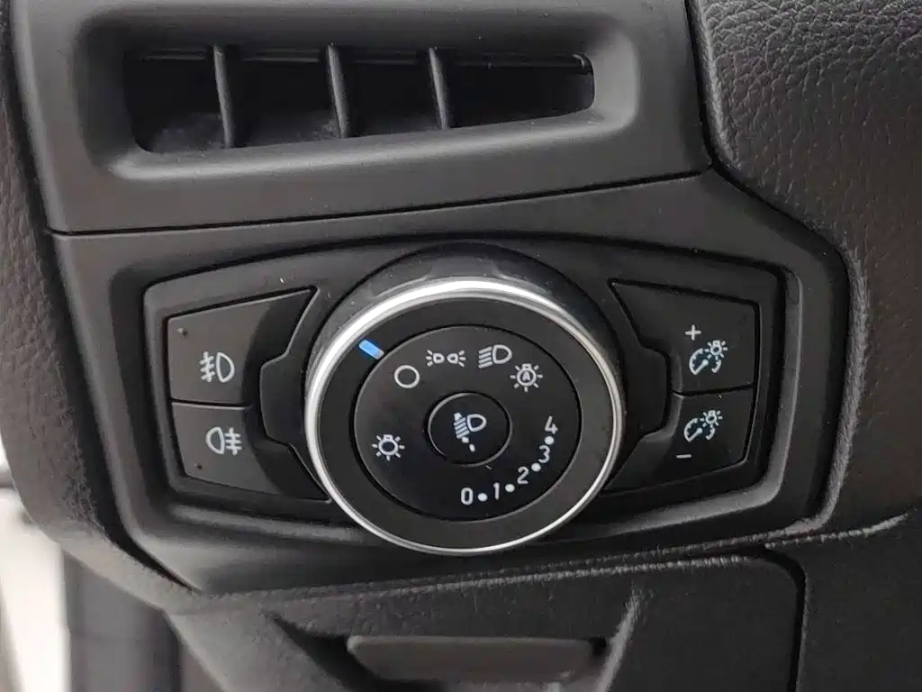 Ford Focus — миниатюра 21