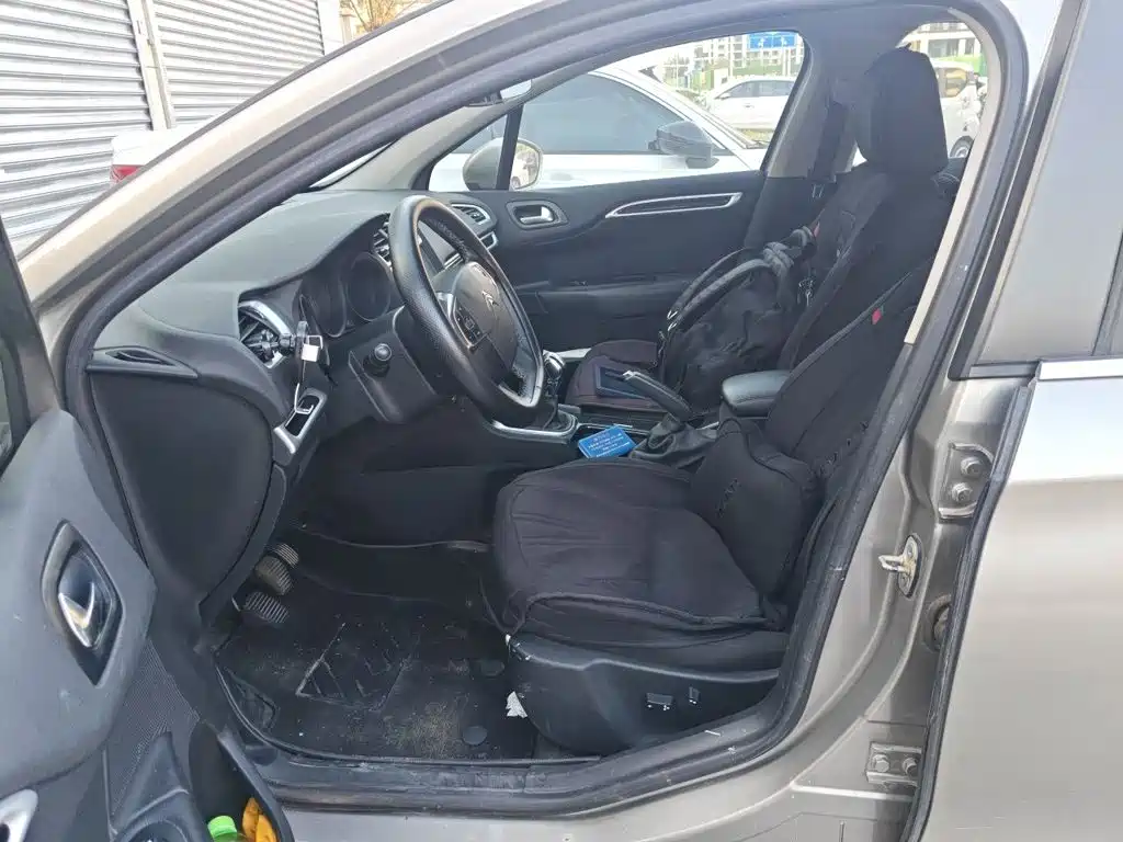 Citroen C4L — миниатюра 16