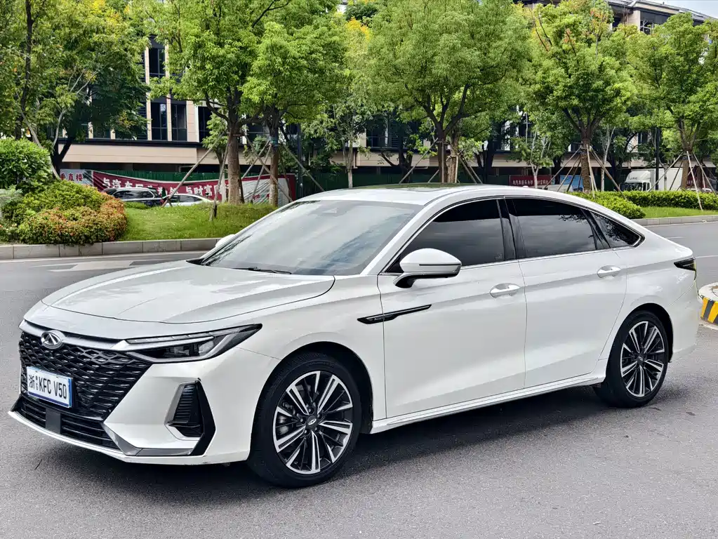 Chery Arrizo 8