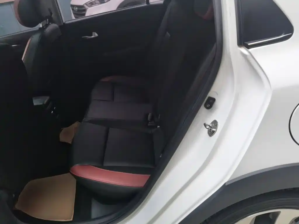 Kia KX Cross — миниатюра 17