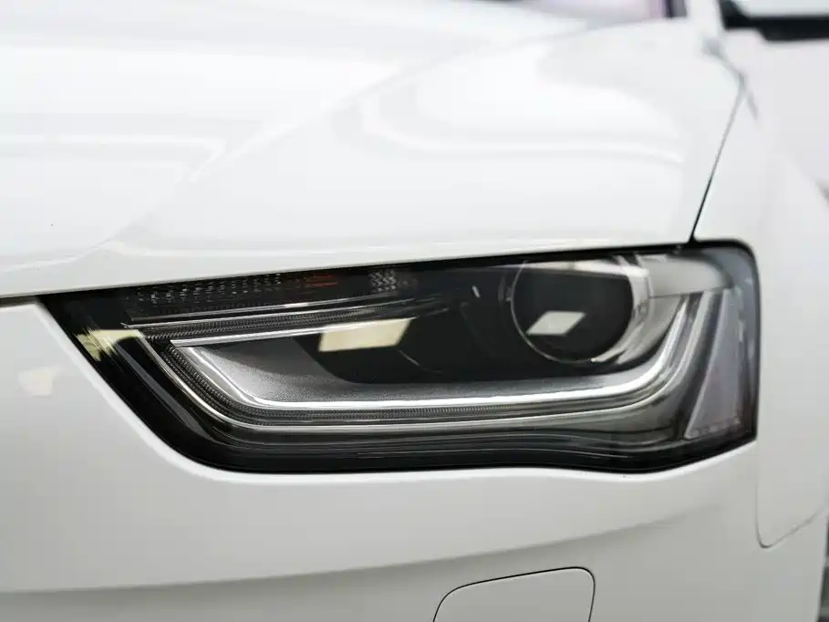 Audi A4L — миниатюра 2
