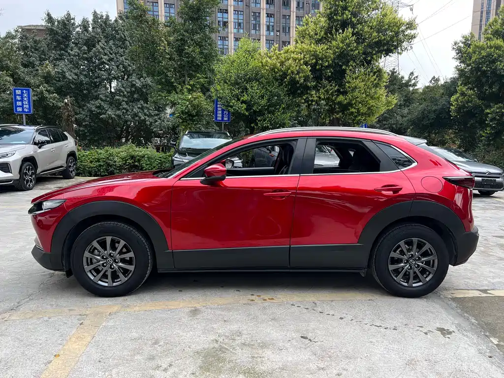 MAZDA CX 30