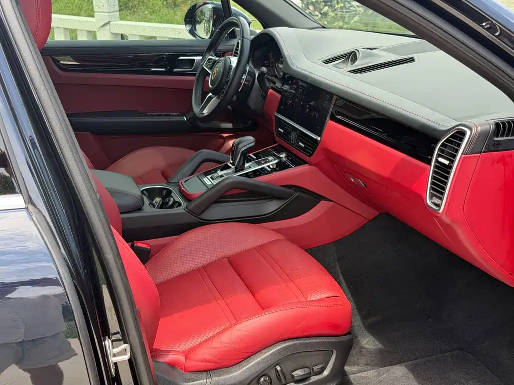 Porsche Cayenne Hybrid — миниатюра 17