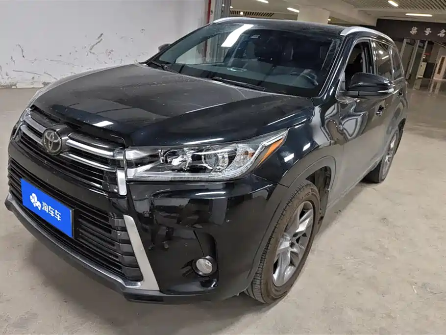 TOYOTA HIGHLANDER