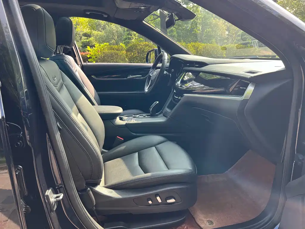 Cadillac XT6 — миниатюра 22