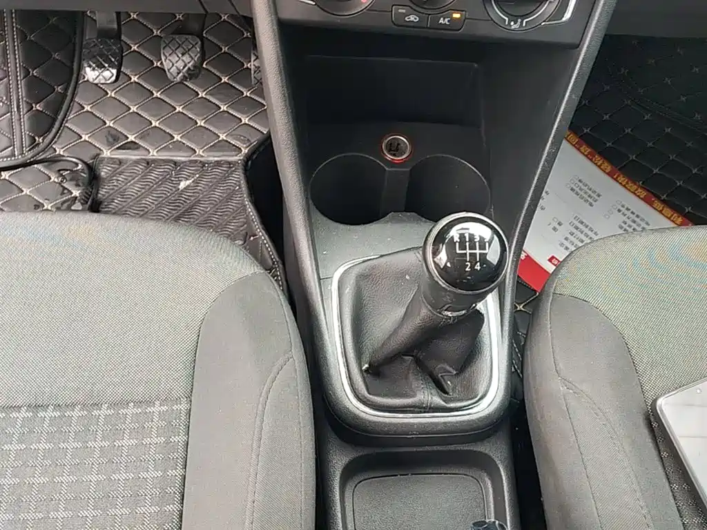 Volkswagen Polo — миниатюра 14