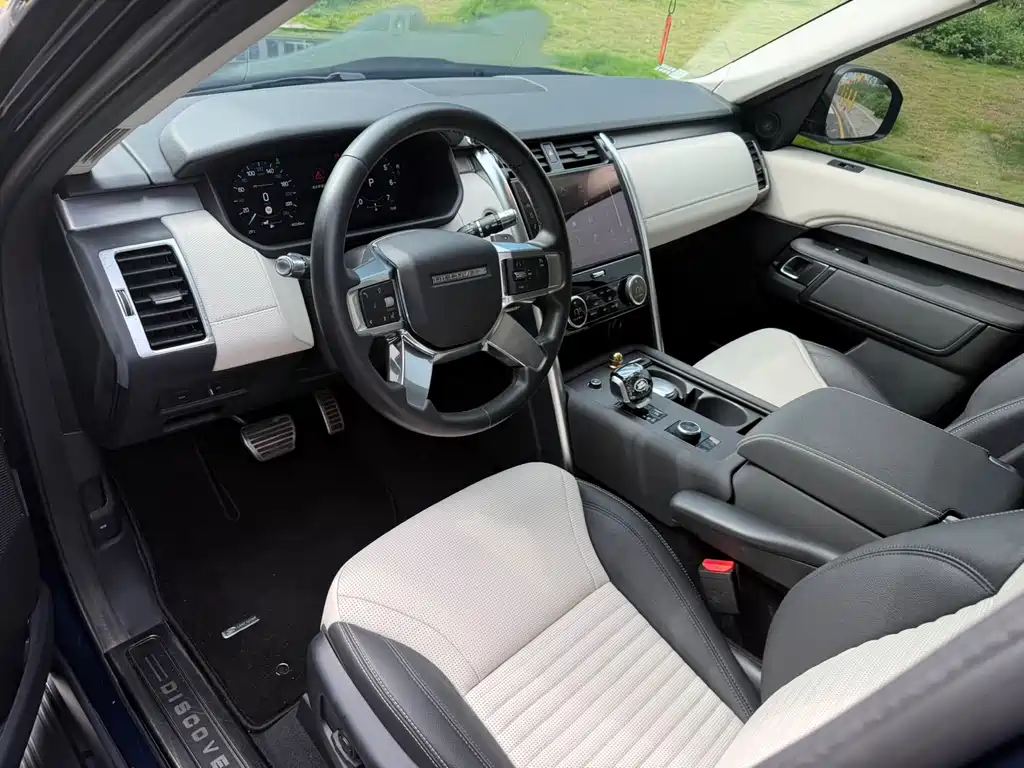 Land Rover Discovery 2021 360PS R-Dynamic S