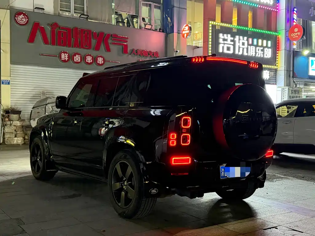 Land Rover Defender — миниатюра 15