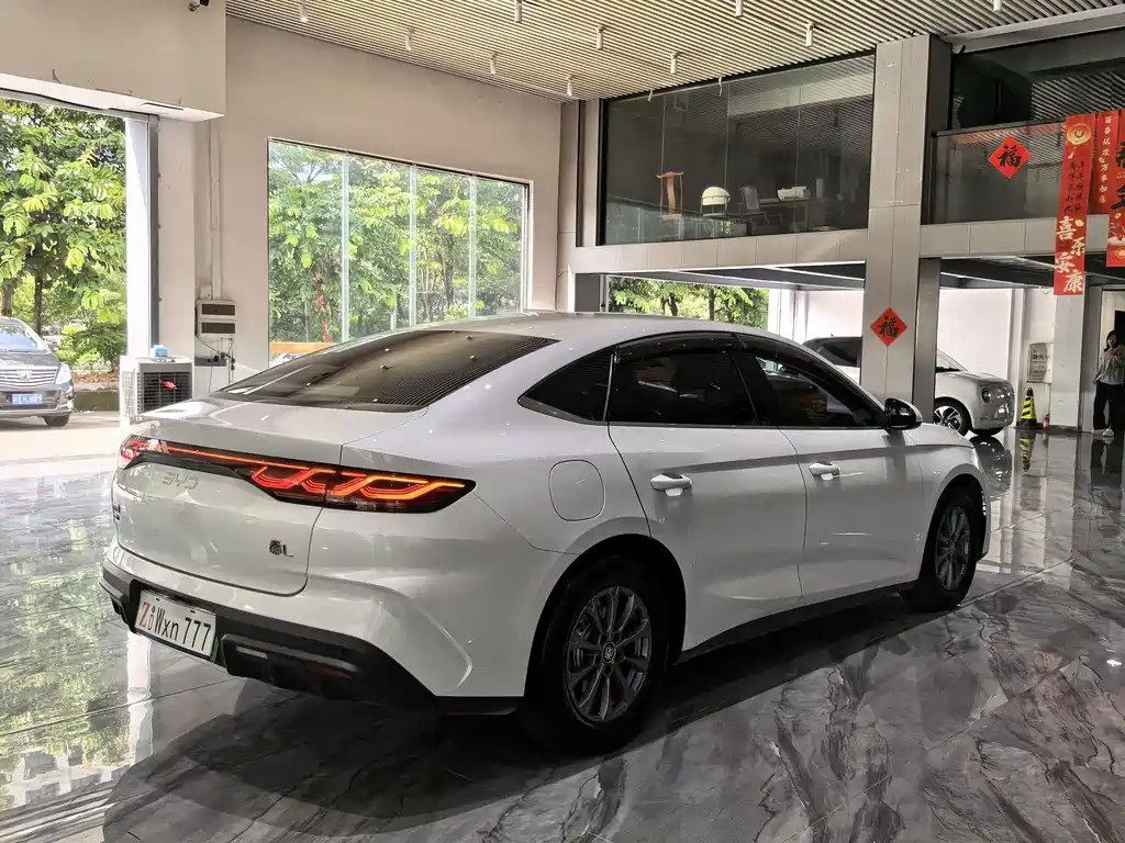 BYD Qin L — миниатюра 22
