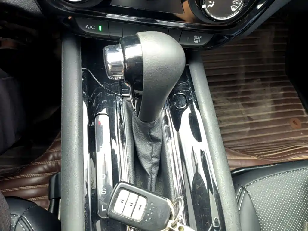 Honda Vezel — миниатюра 14