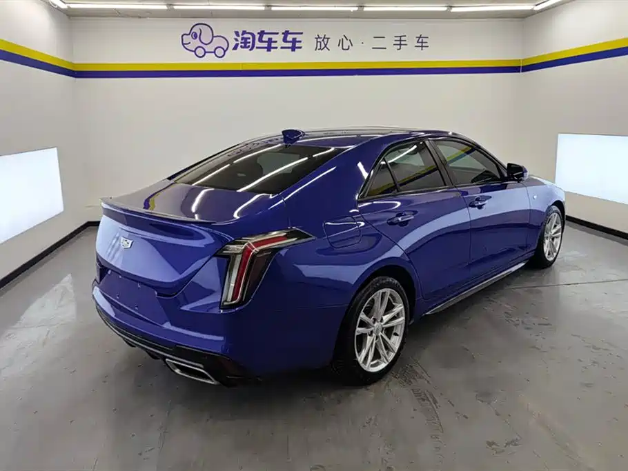 CADILLAC CT4