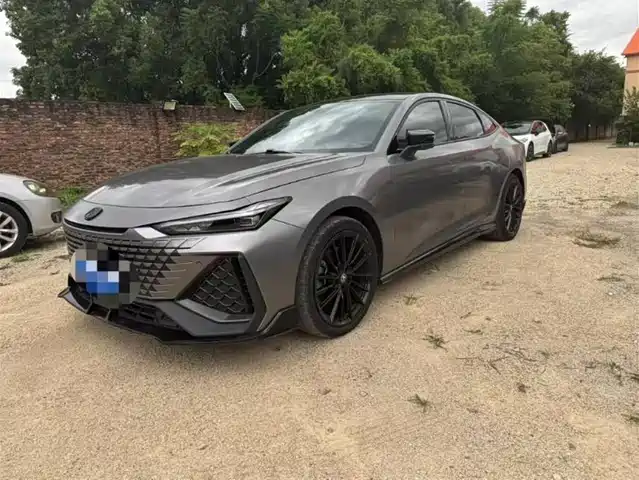 CHANGAN  UNI V 2023
