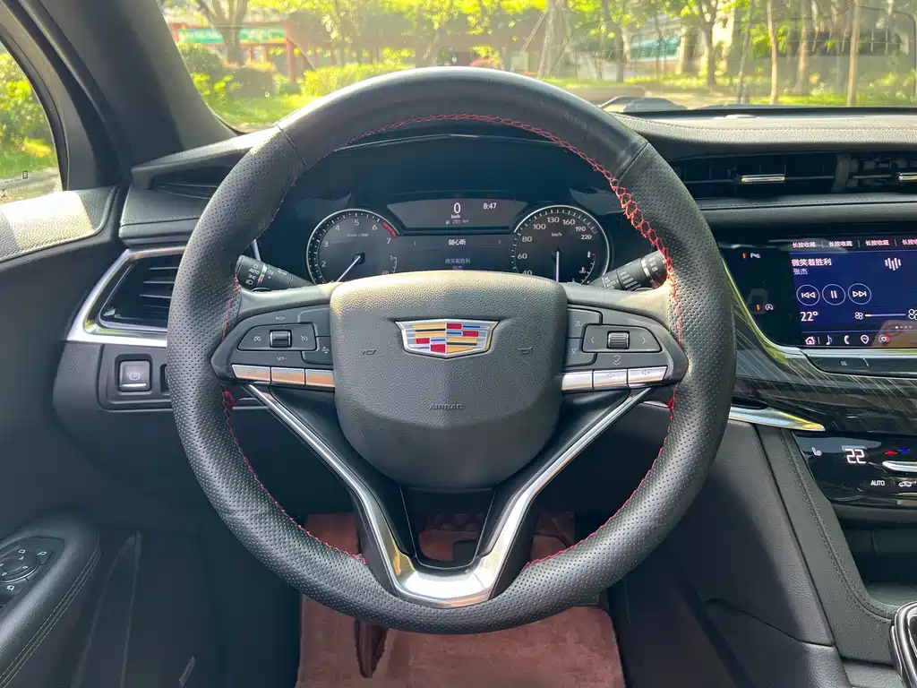 Cadillac XT6 — миниатюра 18