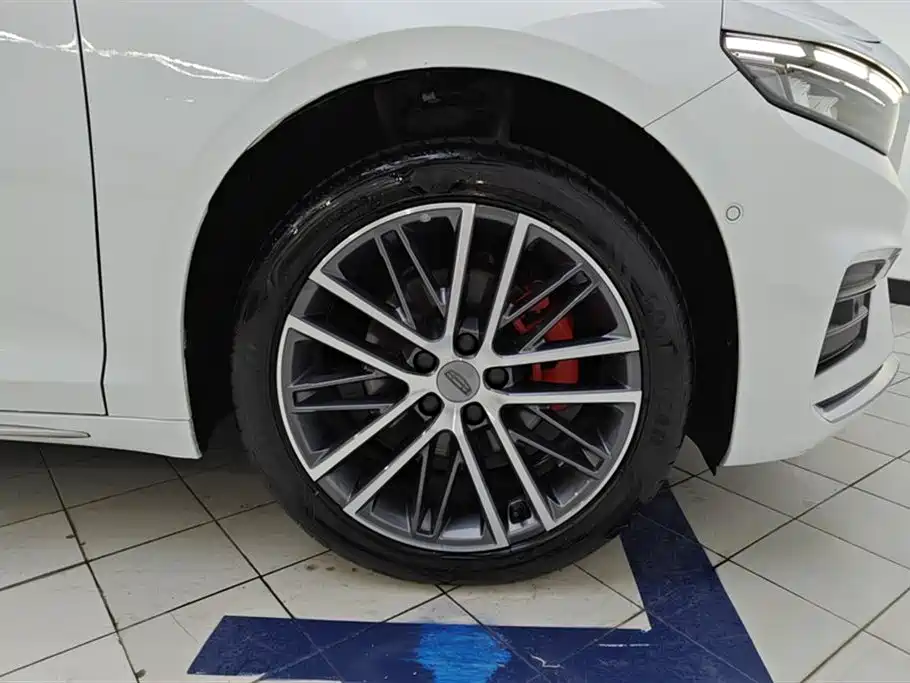 GEELY AUTOMOBILE XINGRUI