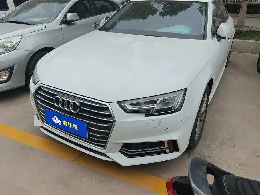 Audi A4L 2019