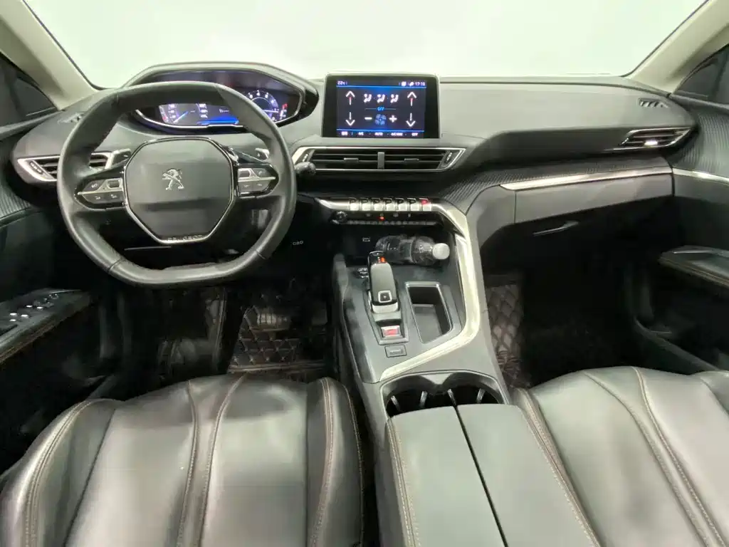 Peugeot 4008 — миниатюра 4