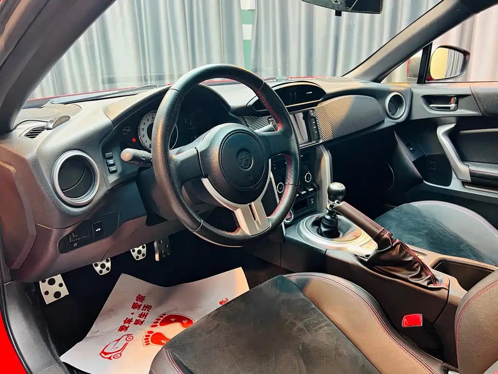 Toyota 86 — миниатюра 9