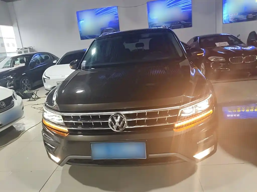 Volkswagen Tiguan L — миниатюра 3