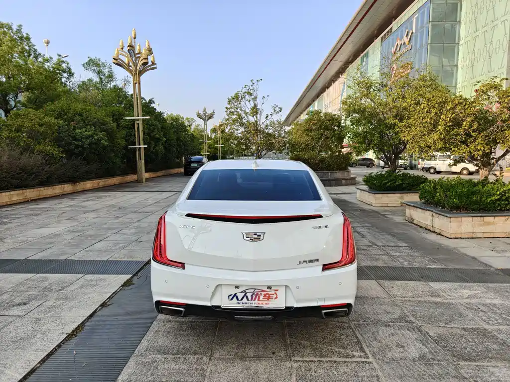 Cadillac XTS — миниатюра 5