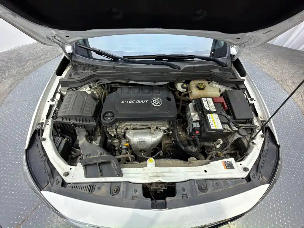 Buick Excelle — миниатюра 6