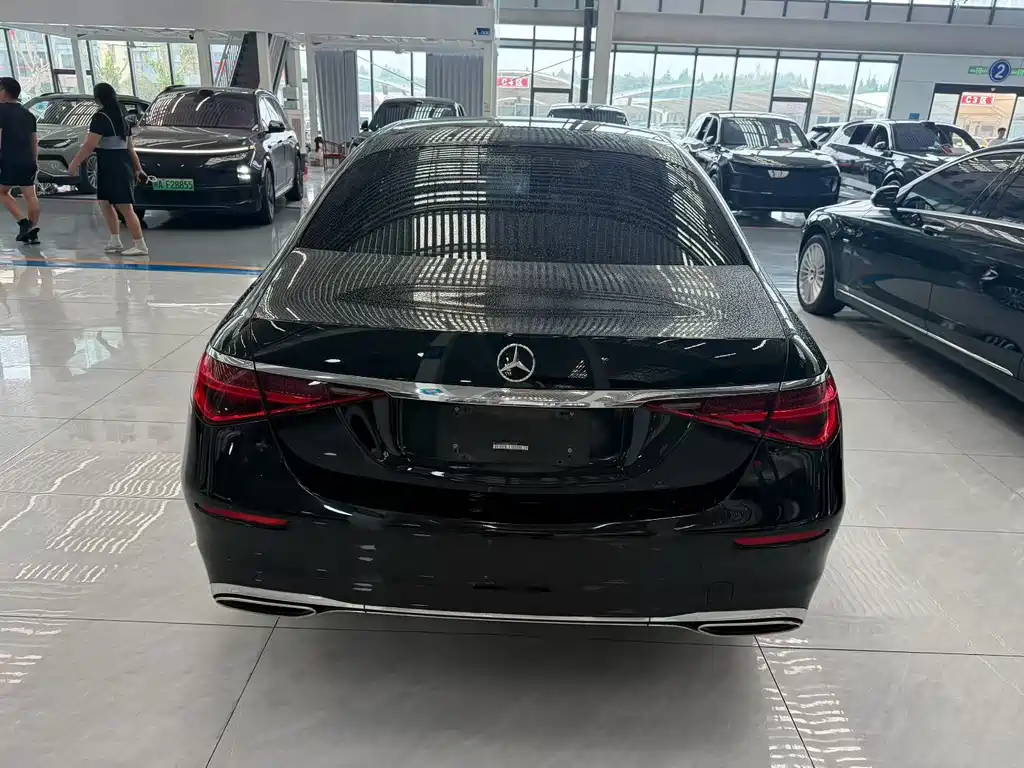 Mercedes-Benz S-Class — миниатюра 4