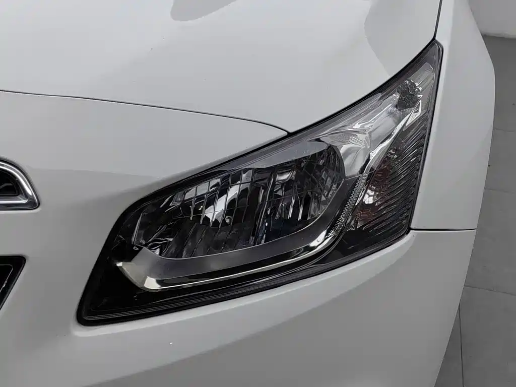 Chevrolet Cruze — миниатюра 7
