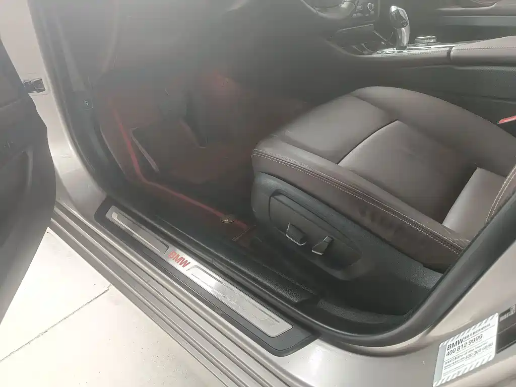 BMW 5 Series — миниатюра 3